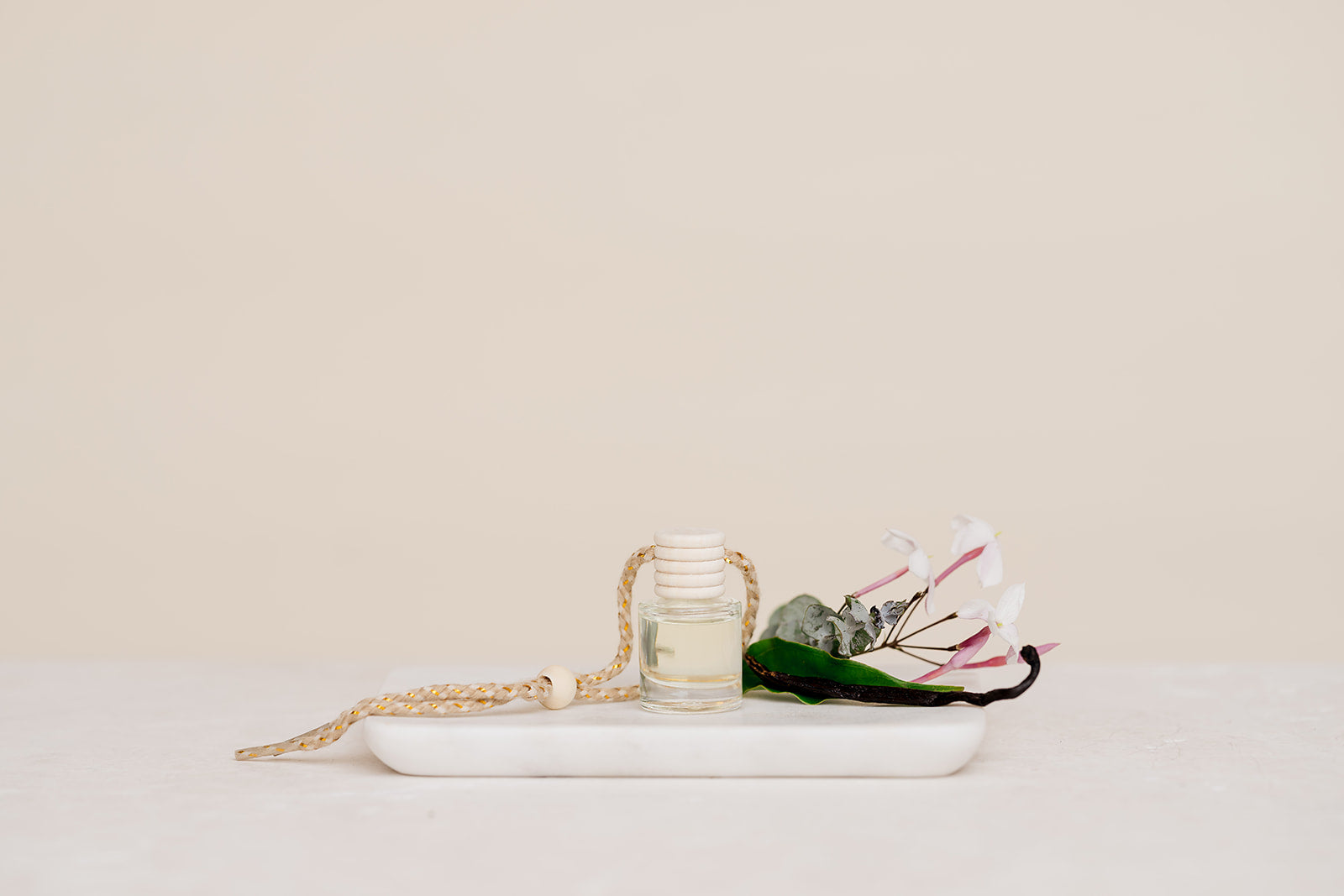 IvyandSage_Diffuser_WarmCashmere_8ml-1_websize.jpg