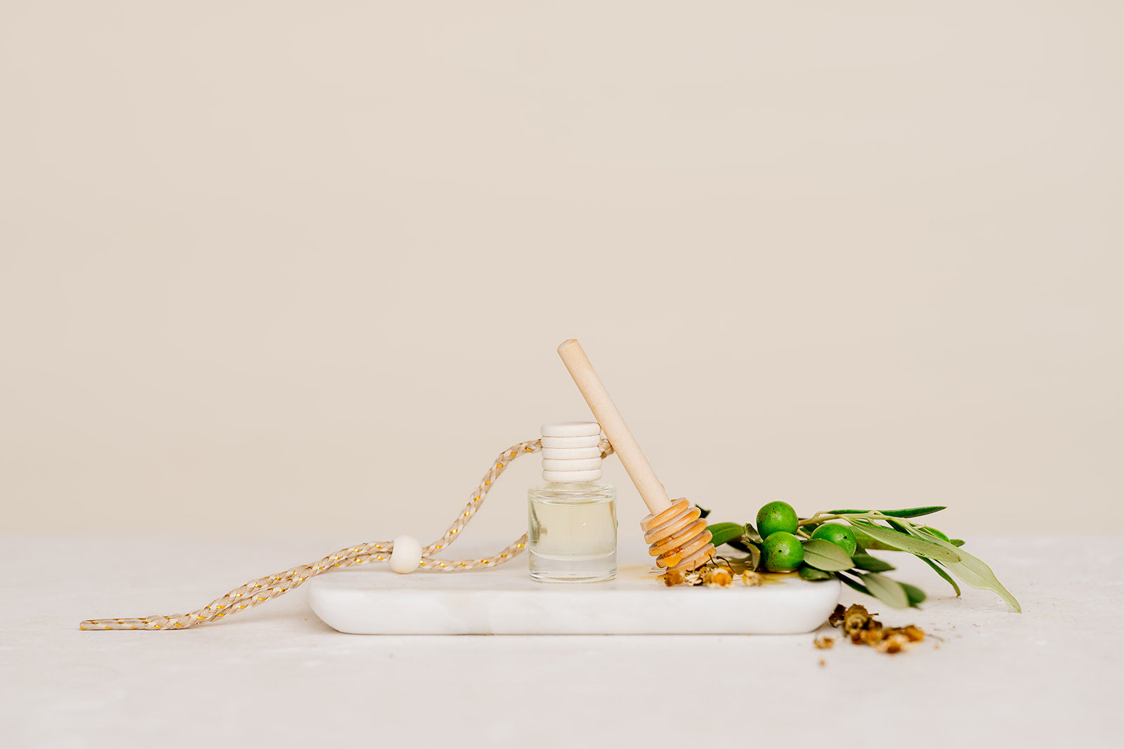IvyandSage_Diffuser_WhiteTea_8ml-2_websize.jpg